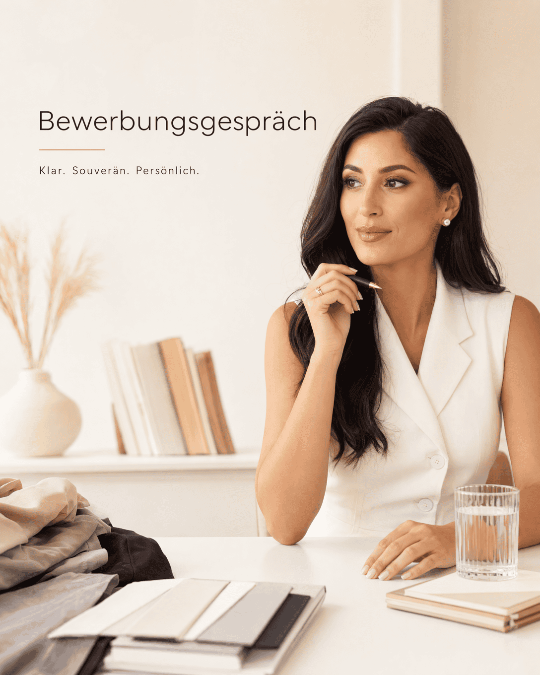Editoriale Glossar-Grafik zu Bewerbungsgespräch mit ruhigen Farbfeldern und feiner Linienführung
