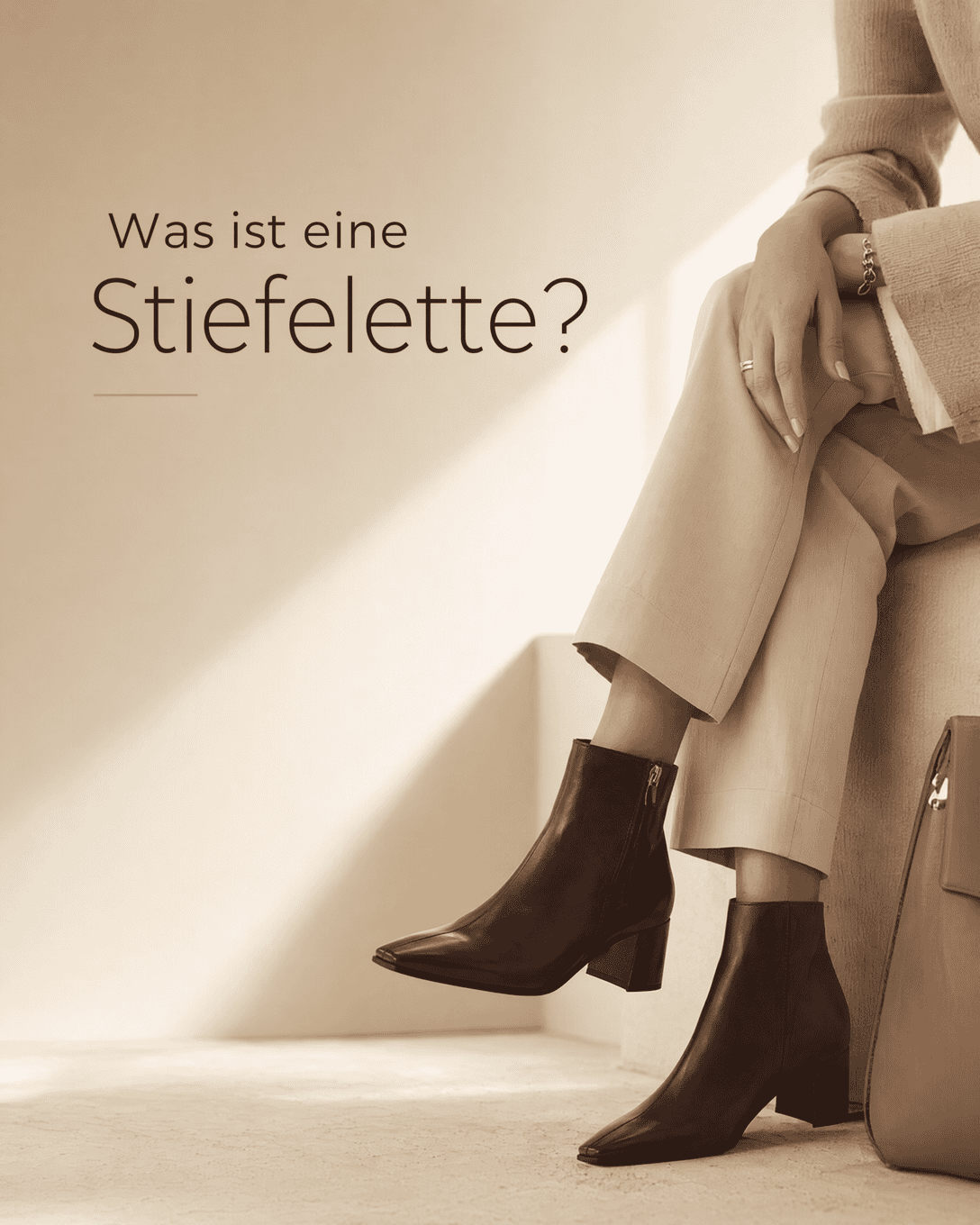 Editoriale Grafik zu Stiefelette mit ruhigen Formen, Stofflinien und ESKYNA Farbwelt