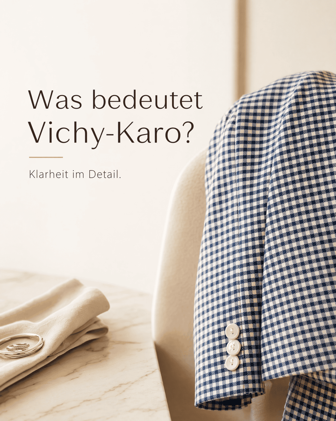 Editoriale Glossar-Grafik zu Vichy-Karo mit ruhigen Farbfeldern und feiner Linienführung